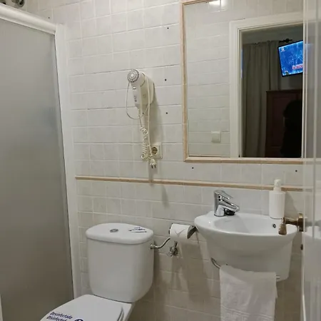 Alcarayón 2* Pilas