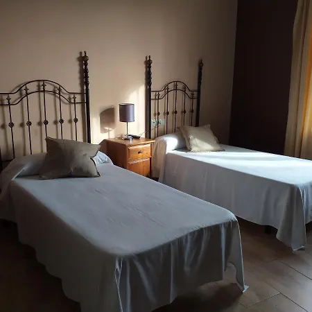 Pensjonat Alcarayon 2*