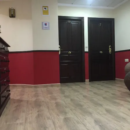 Alcarayon Guest house Pilas
