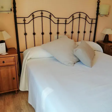 Alcarayon Guest house